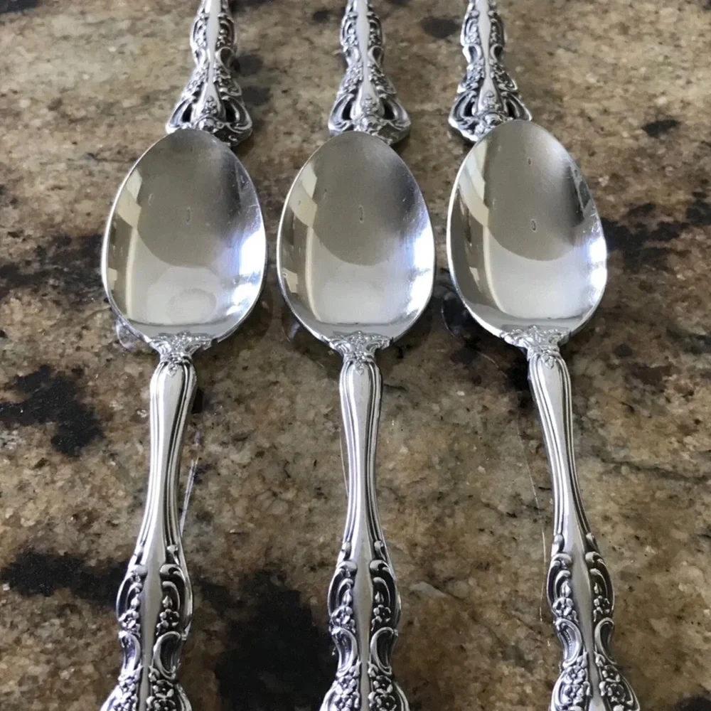 Oneida Michelangelo Cube Set of 6 Stainless Steel Teaspoons - Picture 4 of 8